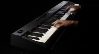Roland RD-88 – ultralekkie stage piano z doważoną klawiaturą i barwami SuperNATURAL Piano i E.Piano [NAMM 2020]