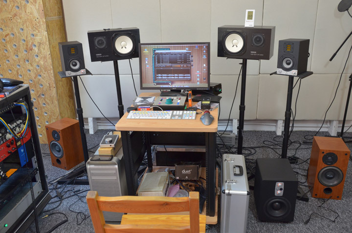 Eve Audio SC-204 TS-107 studio
