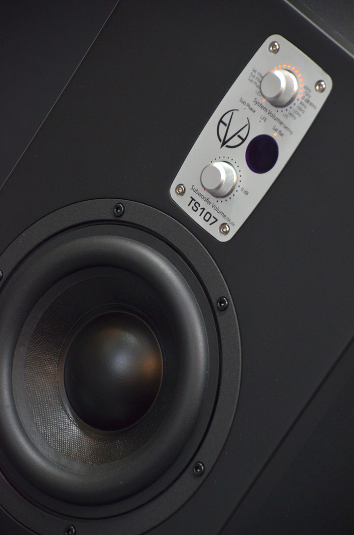 Eve Audio TS-107 panel skos