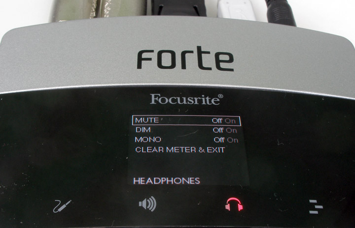 Focusrite_Forte_LCD_HEADPHONES_config